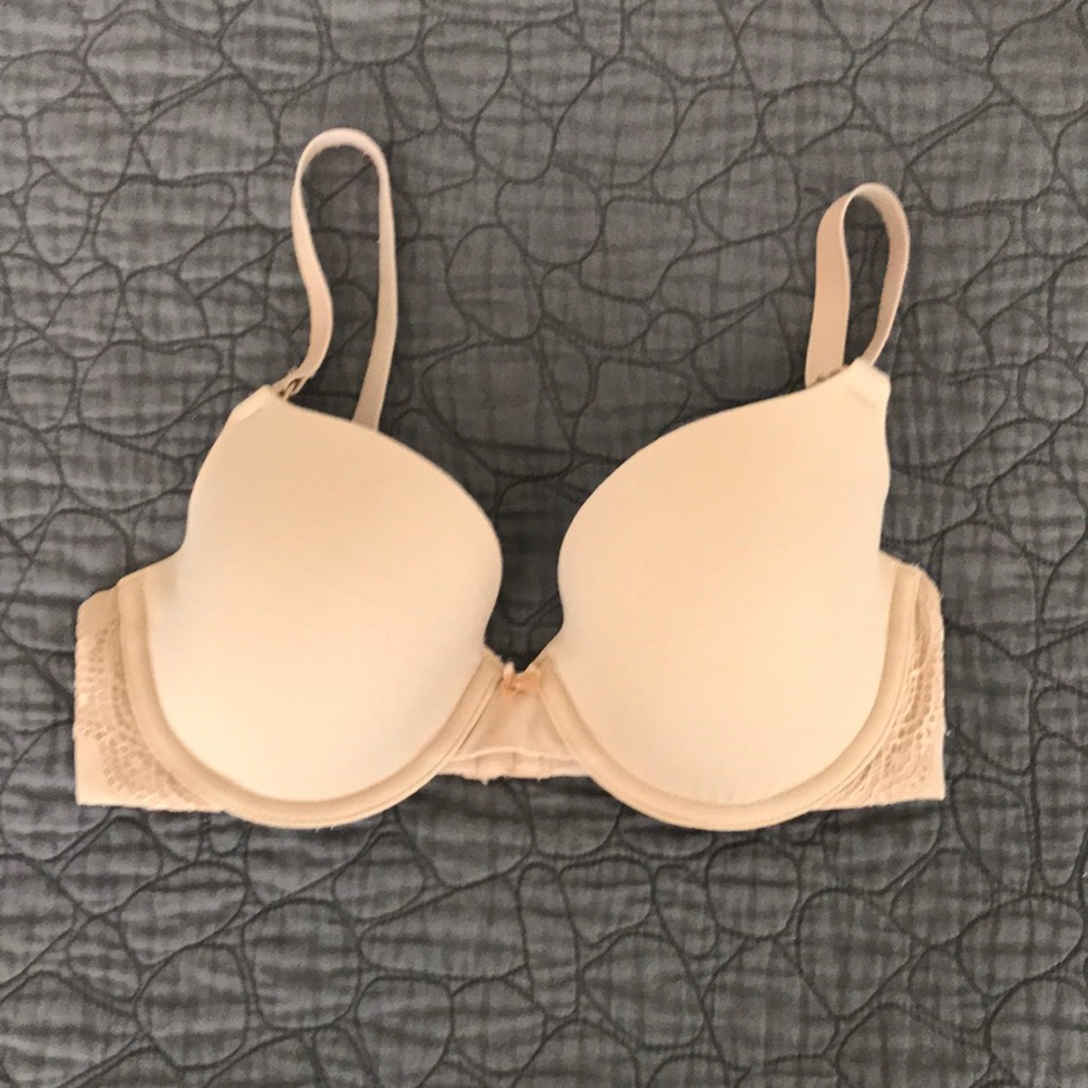 Motherhood nursing bra. Nude, size 32D.